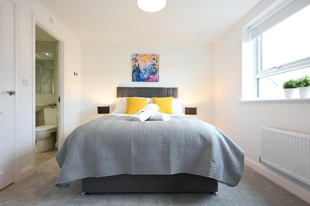 Luxury 4 Bed House With Gated Parking In The Heart Of Birmingham! Appartement Buitenkant foto